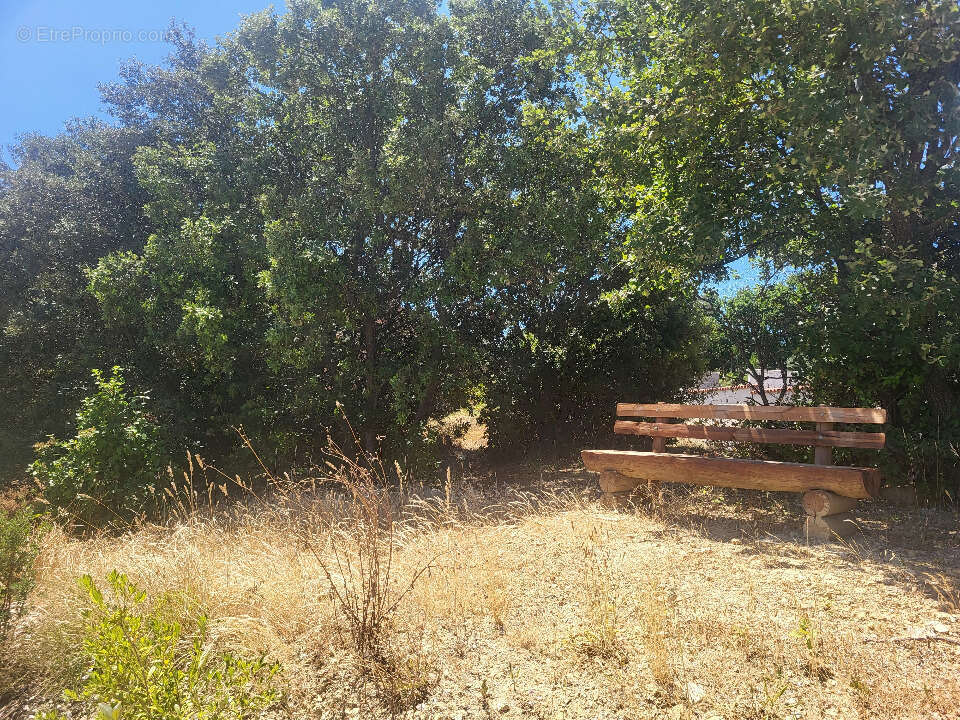 Terrain à MONTIGNARGUES