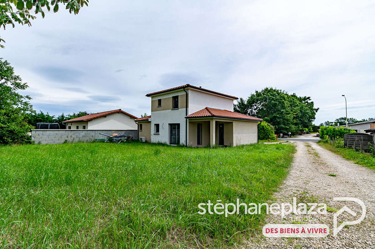 Maison de 2022, 102m² , 3 chambres et garage sur 623m² de terrain, hors lotissement - photo 10