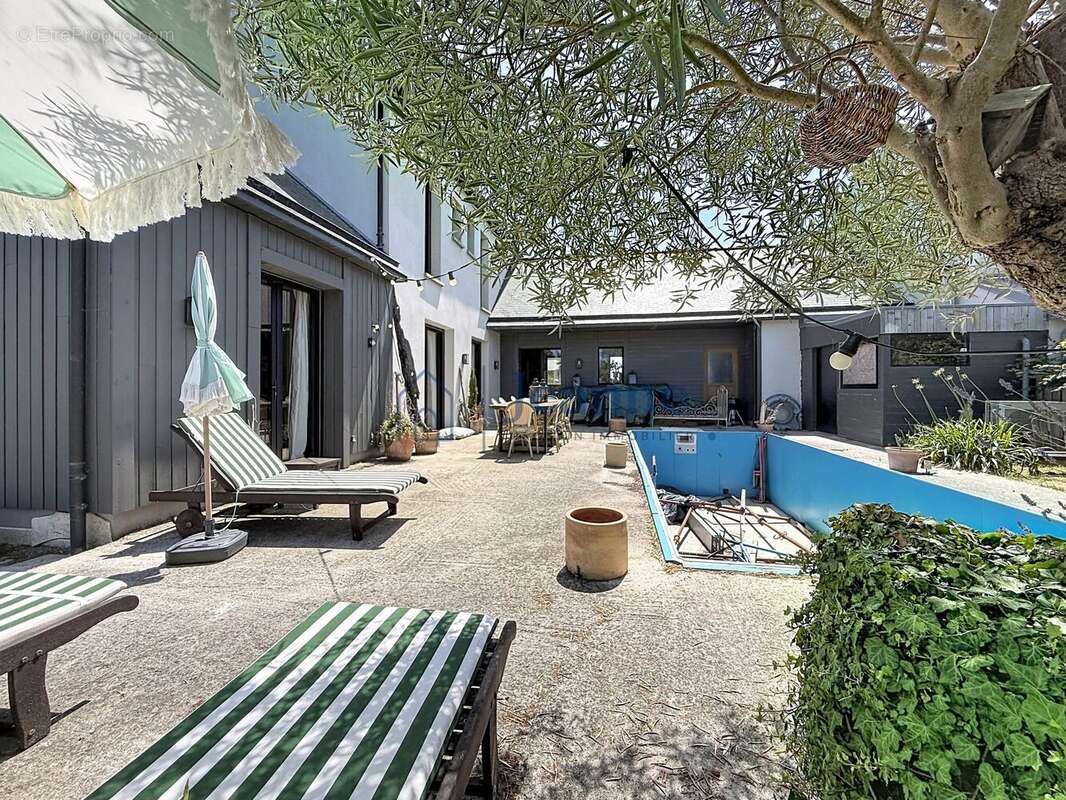 Maison 163 m² à Saint-Malo  - photo 4