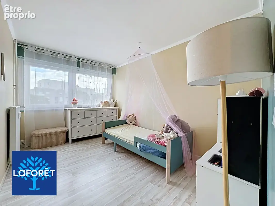 Evry-Courcouronnes - Appartement 4 pièces 79 m2 + cave - photo 13