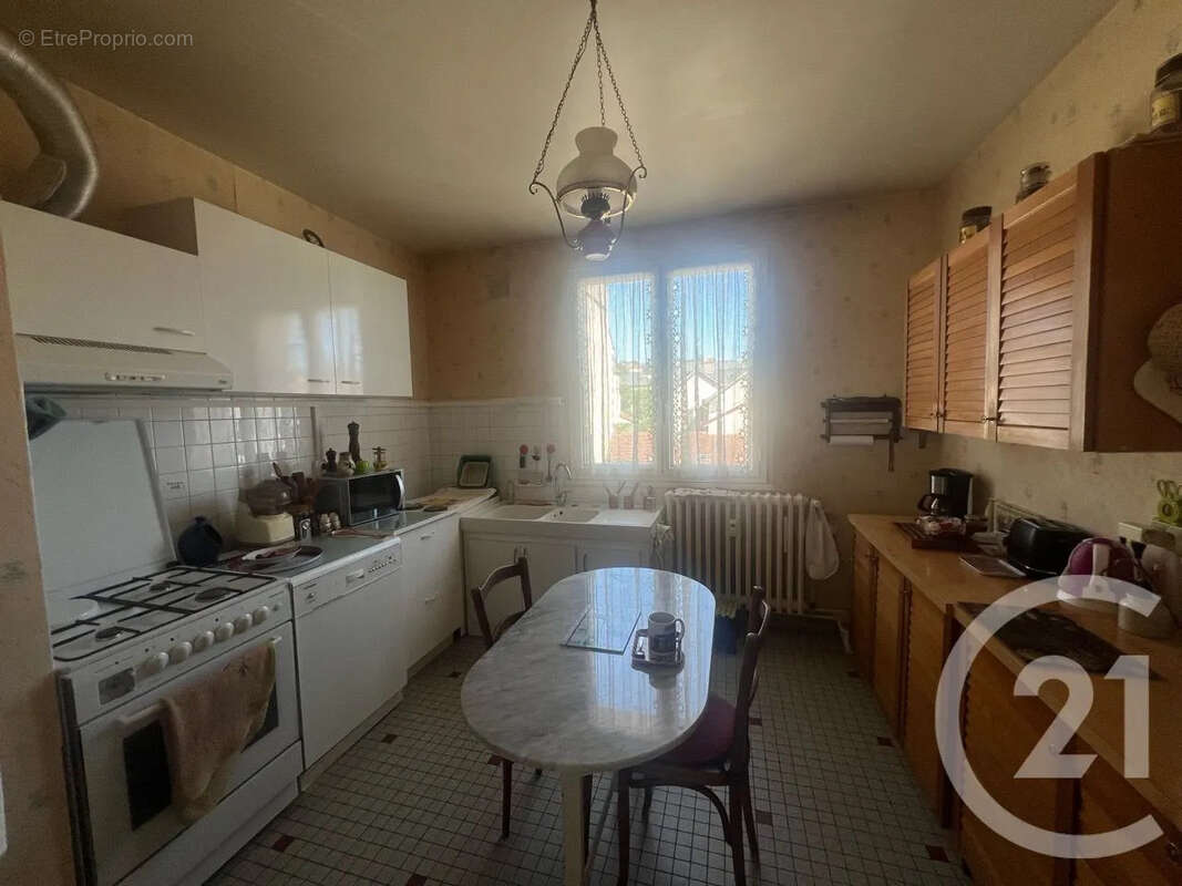 Appartement 90 m² à Aurillac  - photo 6