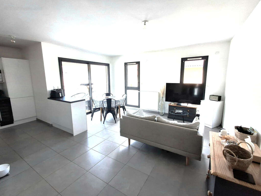 Appartement à OULLINS