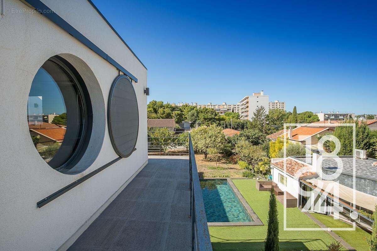 Maison à MARSEILLE-10E