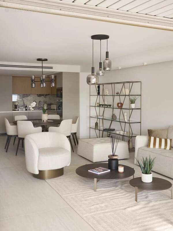 A vendre à Cannes Résidence de Standing - Vue Mer - Magnifique  4 pièces de 100 m² - photo 5