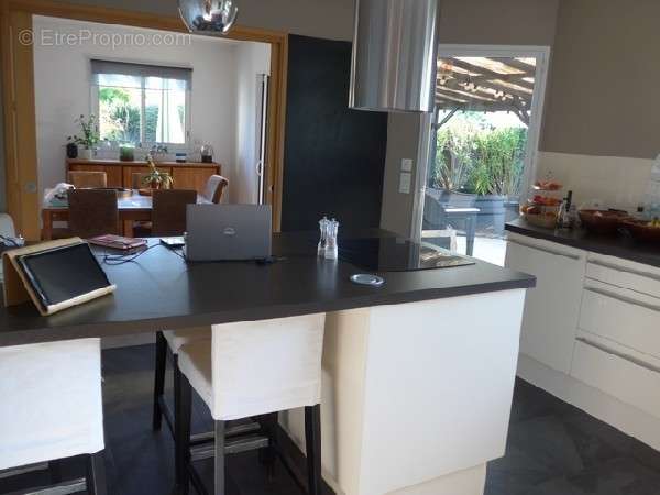 Maison à LA CHAPELLE-CHAUSSEE