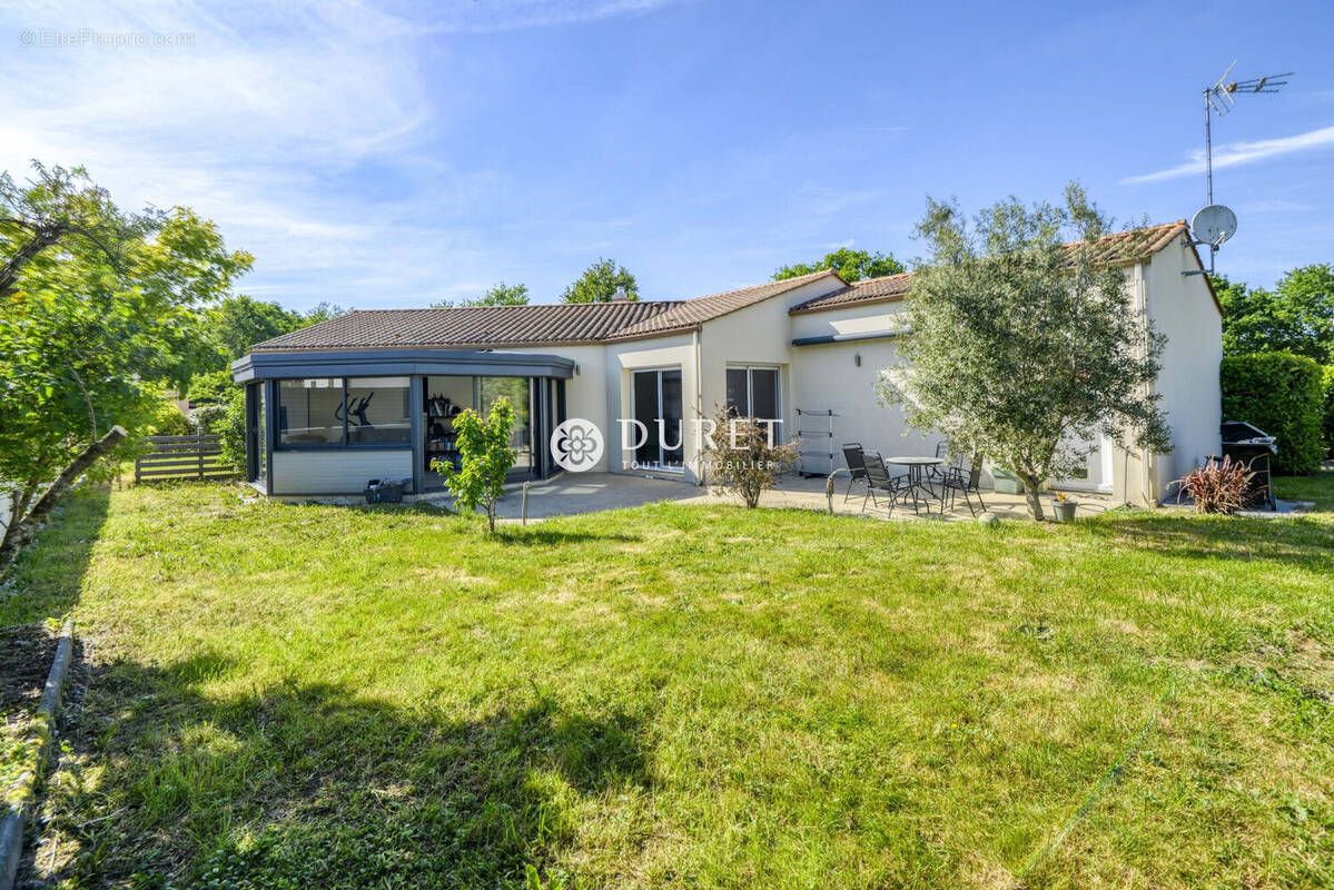 Maison à NESMY