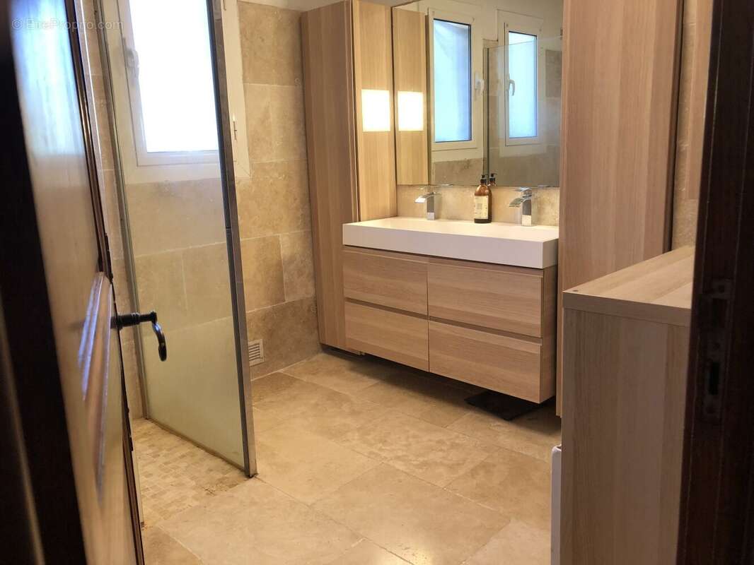 Maison 180 m² à Le Beausset  - photo 7