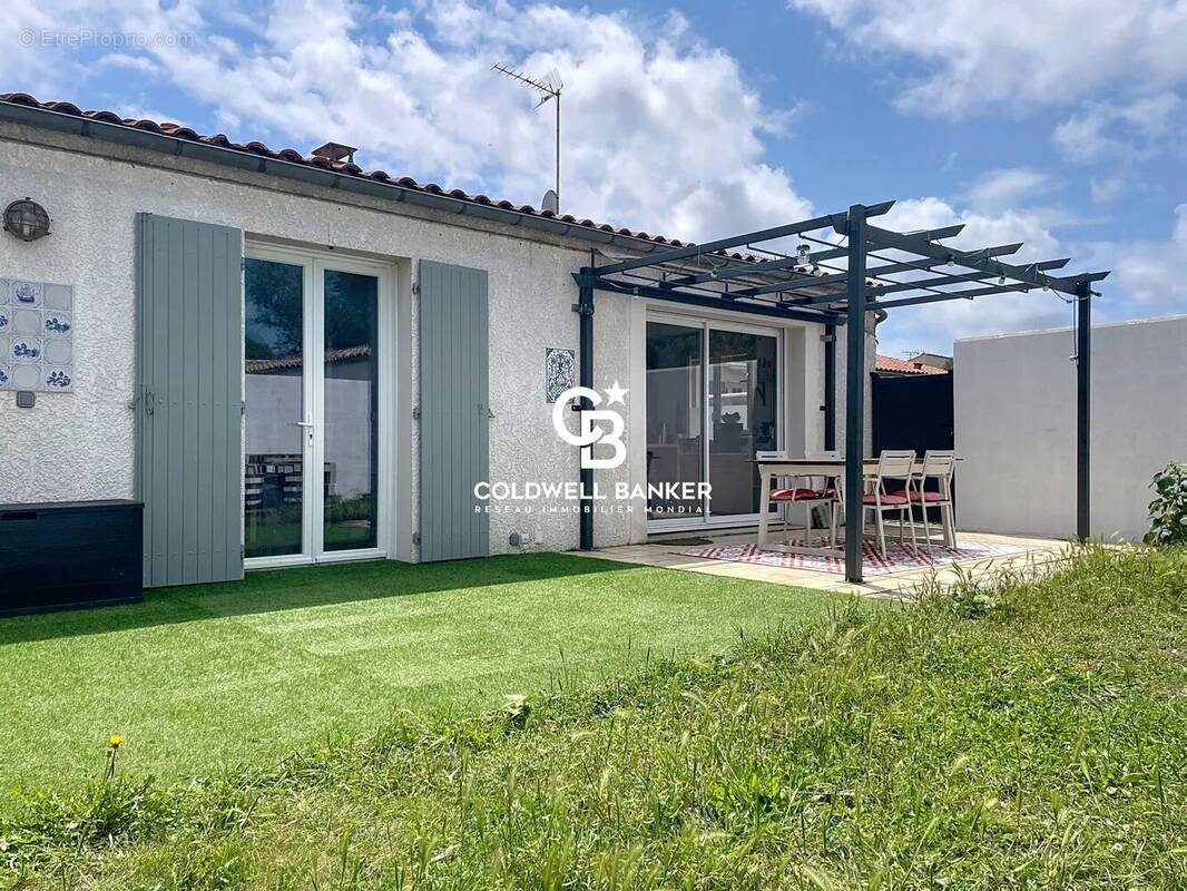 Maison à SAINT-XANDRE