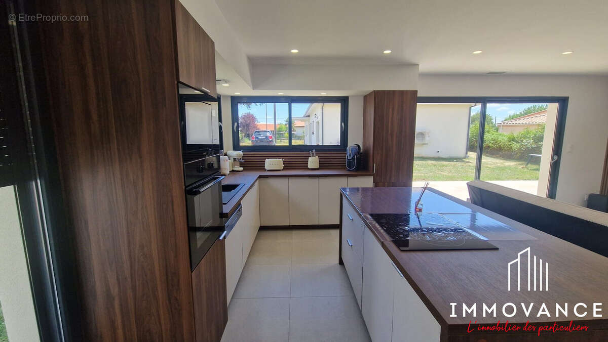 Maison à CASTELSARRASIN