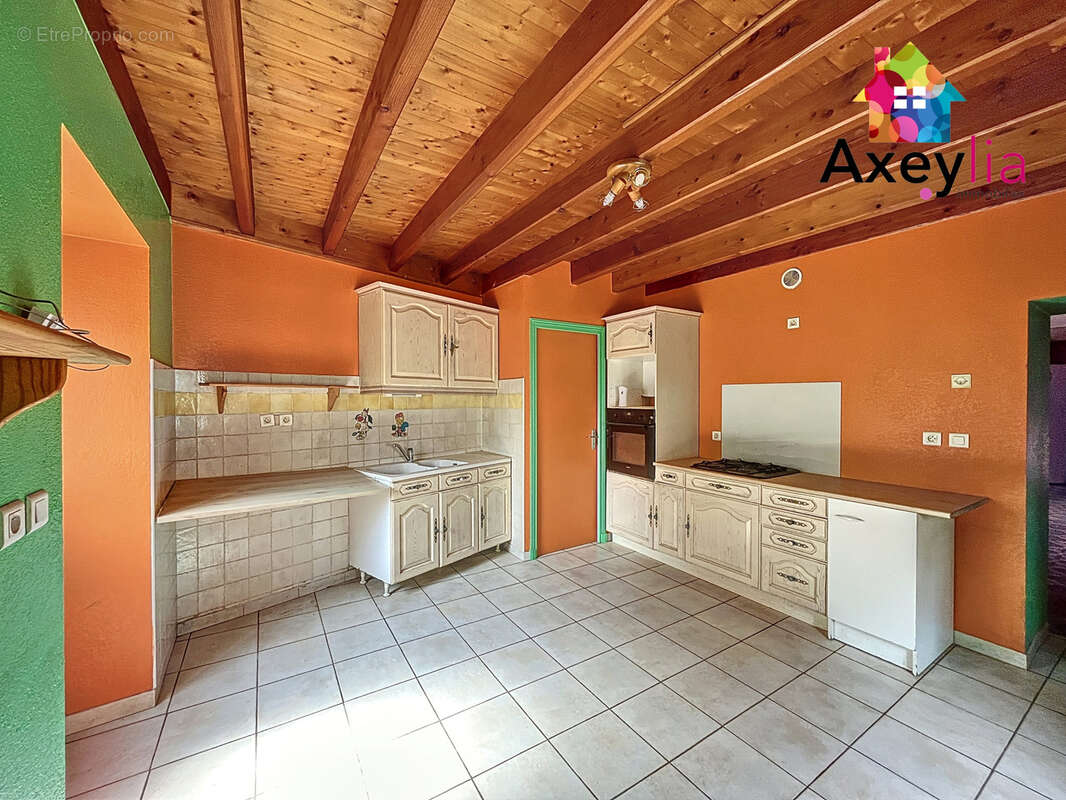 Maison à VILLEMONTAIS