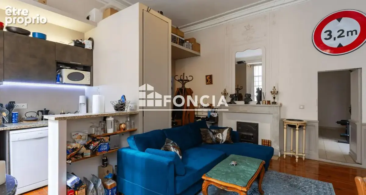Exclusivité FONCIA, beau T2 dans ancien hôtel particulier - photo 2