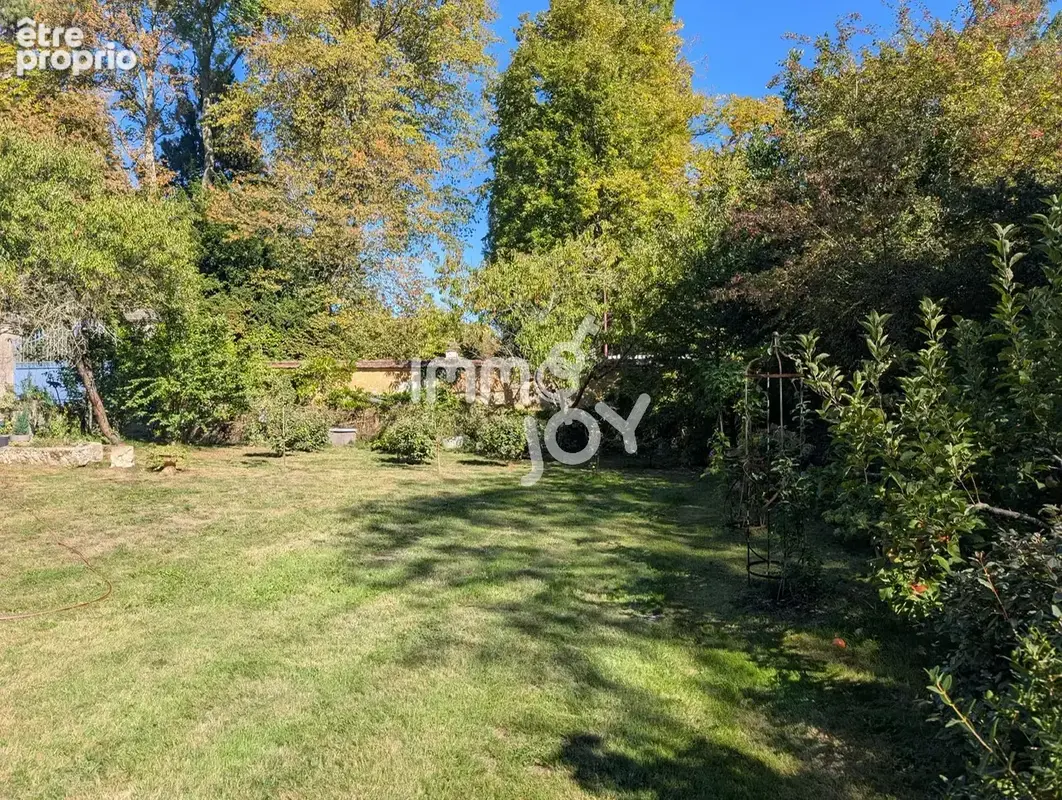 Perche en Nocé, maison de village rénovée avec dépendances sur 3695 m2 de jardin paysagé... - photo 21