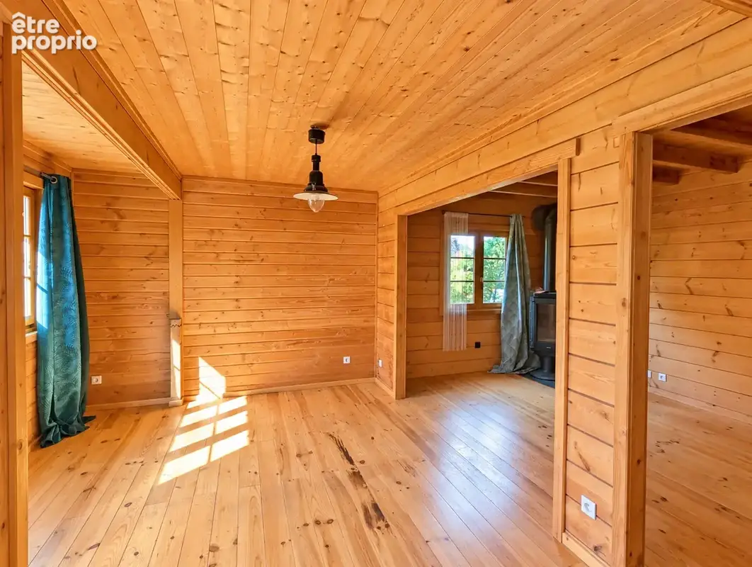 Chalet familial avec jardin arboré dans un environnement privilégié - photo 5