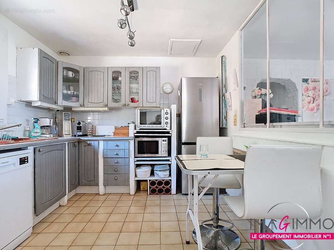 Maison à VAILHAUQUES