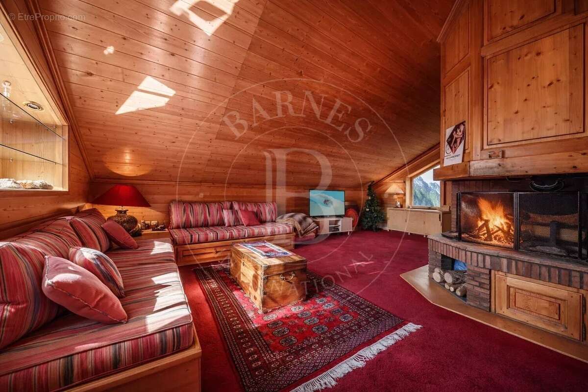 Appartement à LES ALLUES