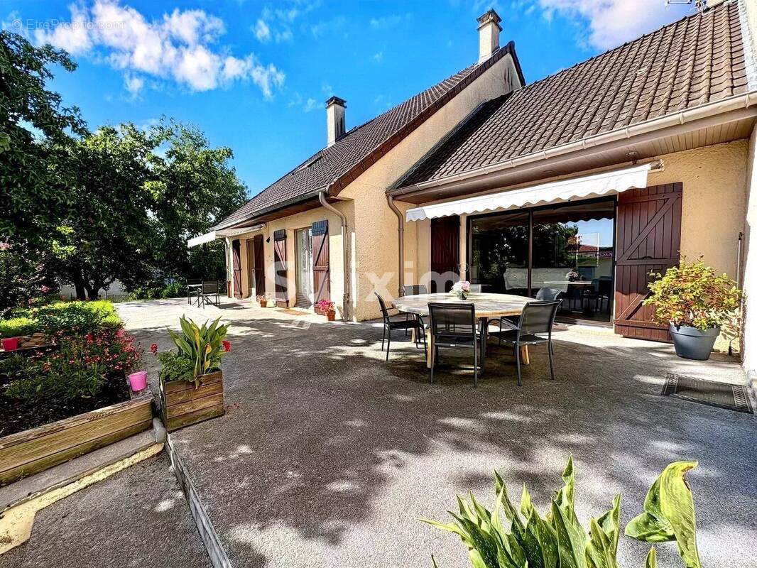 Maison à DIGOIN
