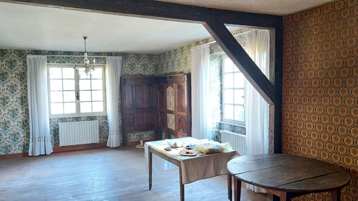 Maison à CHAMPVANS