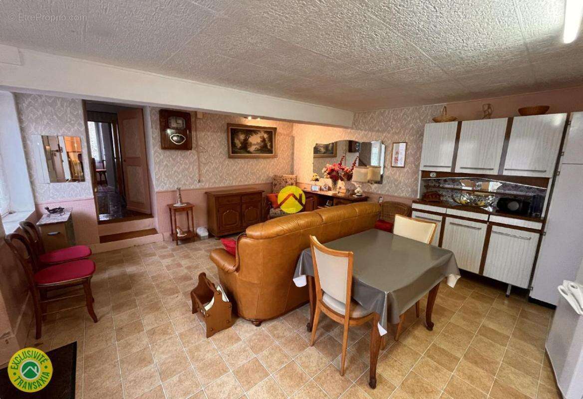 Maison à CHATEAUNEUF-SUR-CHER