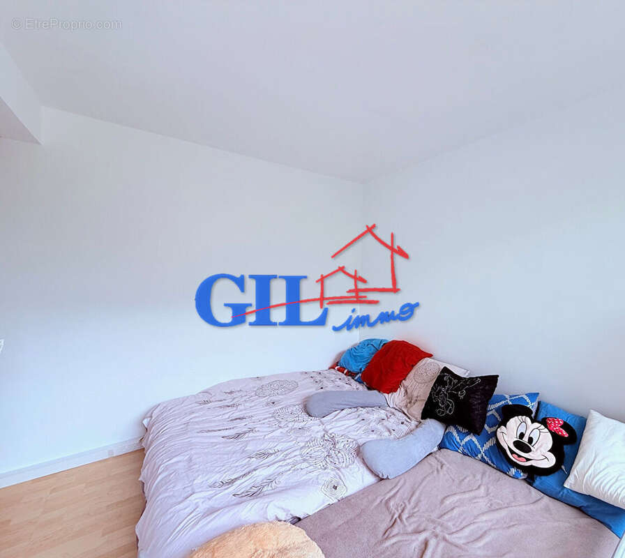 Appartement à SAVIGNY-LE-TEMPLE