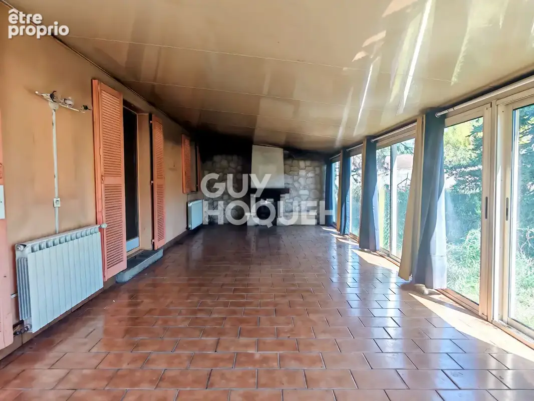 Mormoiron, Maison Plain Pied de 126 m² - 3 chambres - 735 m² de terrain - photo 7