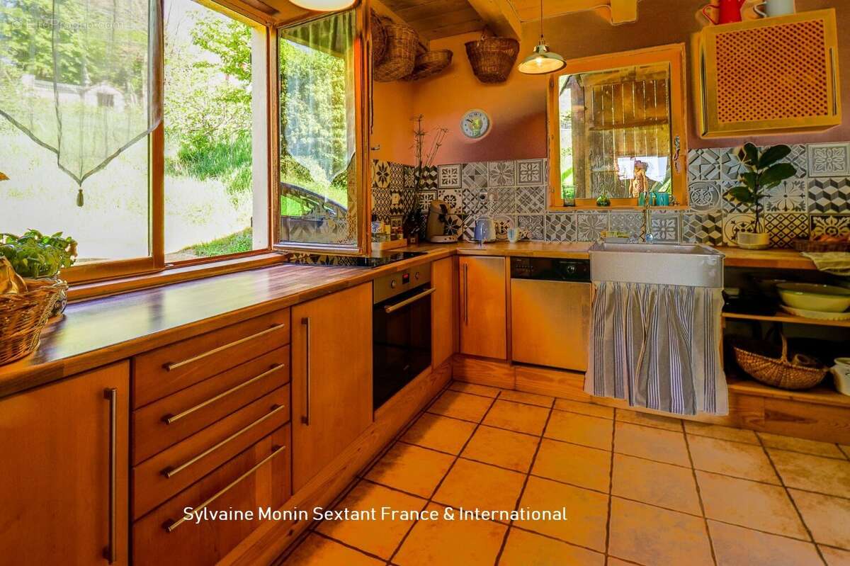 Maison à SAINT-GERMAIN-DES-PRES