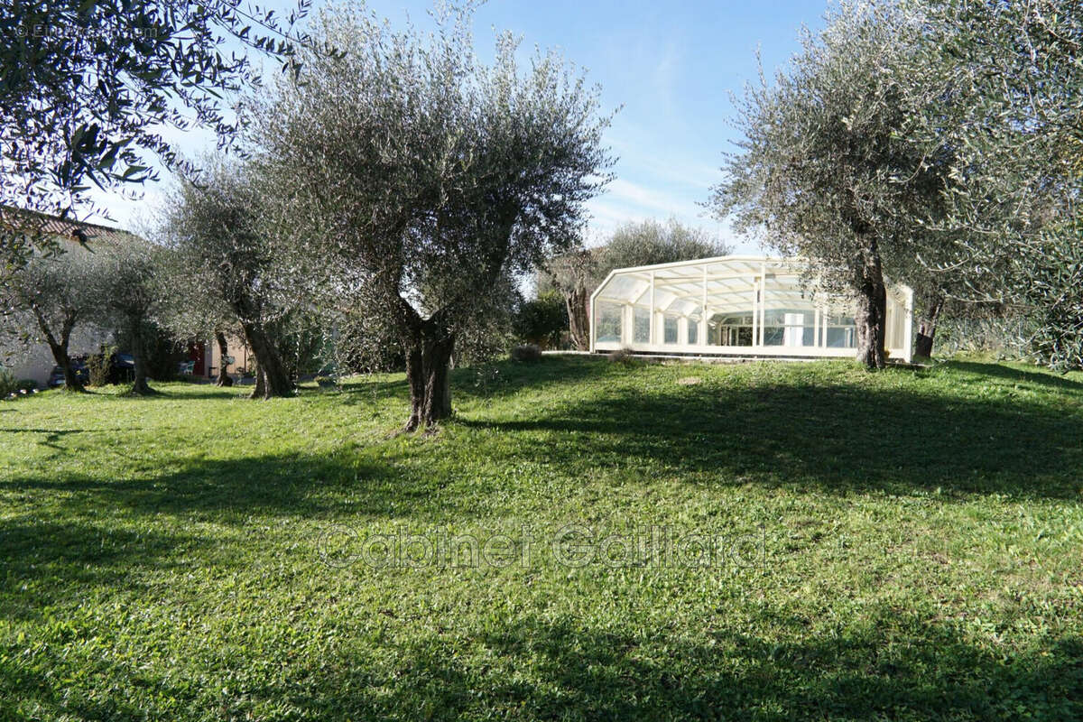 Maison à PEYMEINADE