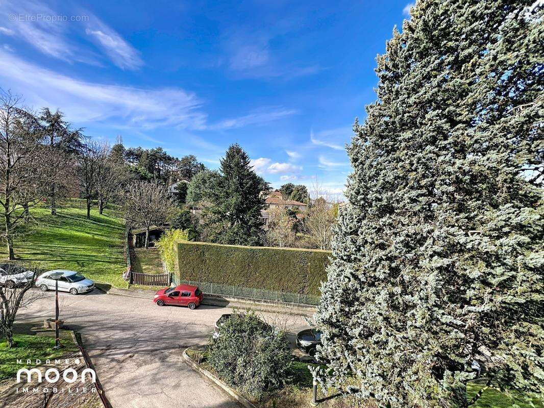 Appartement à OULLINS