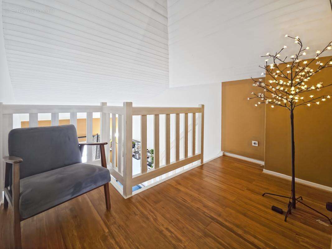 Appartement à SAINT-MARTIN-DE-RE