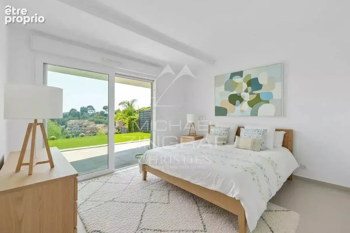 Roquebrune-Cap-Martin - Appartement avec jardin privatif de 130 m² - photo 5