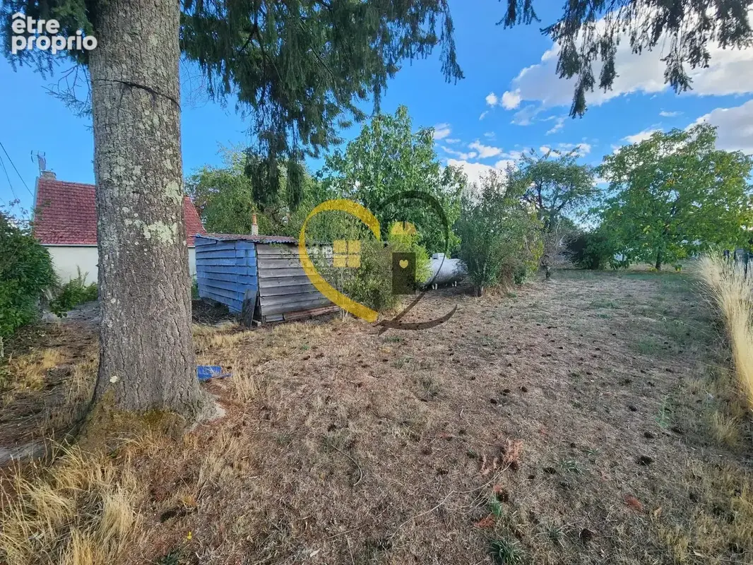 Maison à rénover avec grange et dépendances sur 1 000 m² de terrain - photo 10