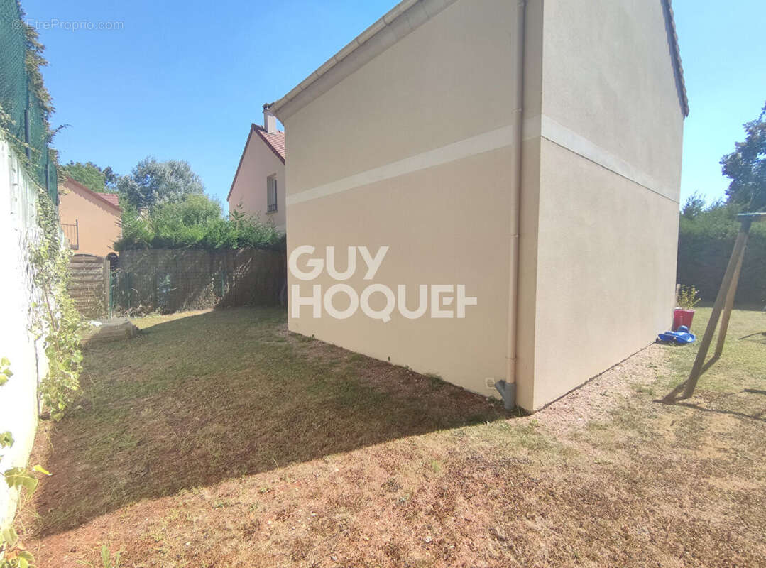 Maison à L'ETANG-LA-VILLE