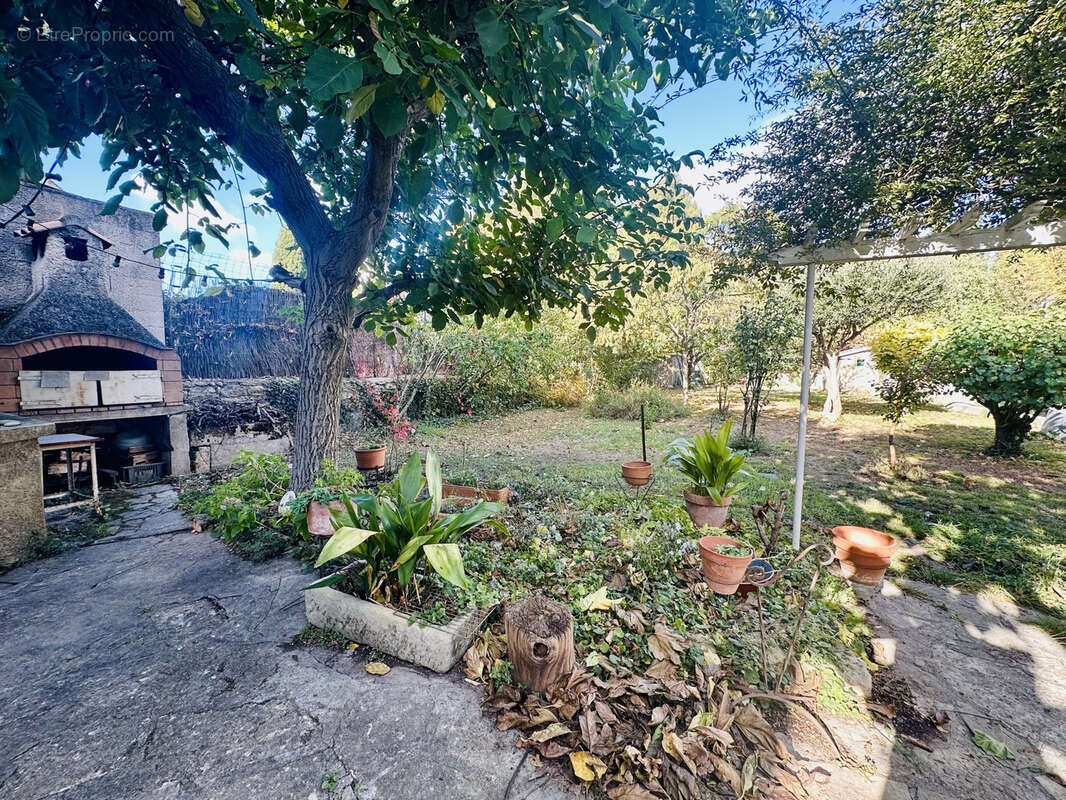 Maison à SAINT-JEAN-DE-VEDAS