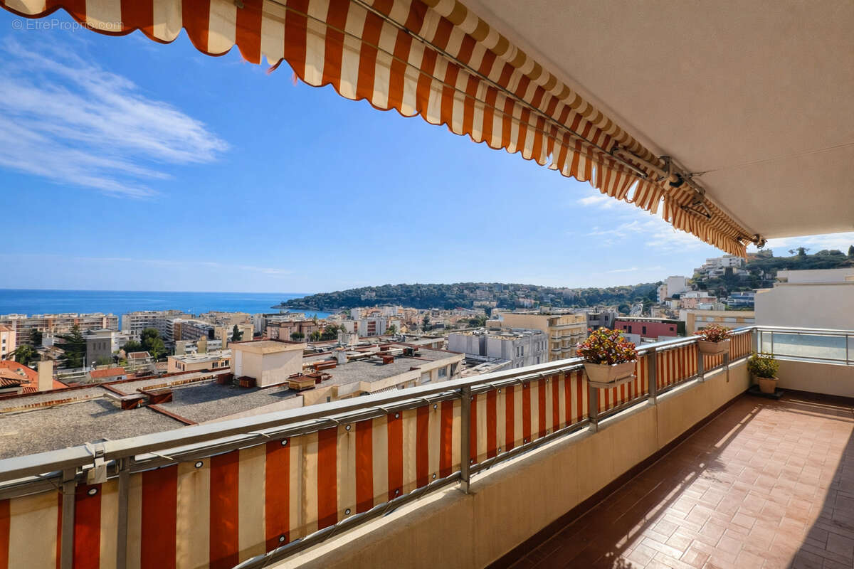 Appartement à ROQUEBRUNE-CAP-MARTIN