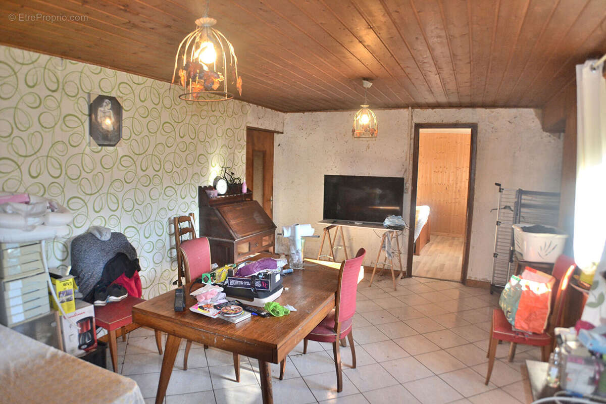 Maison à VYT-LES-BELVOIR