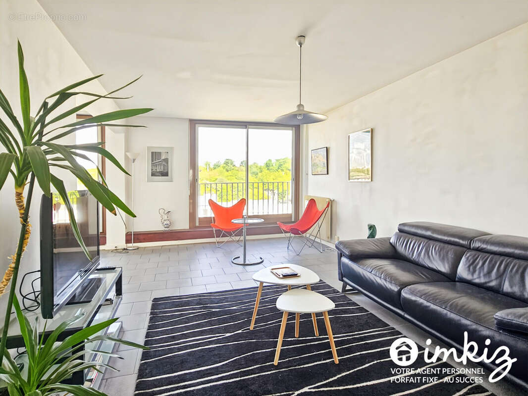 Appartement à PARIS-11E