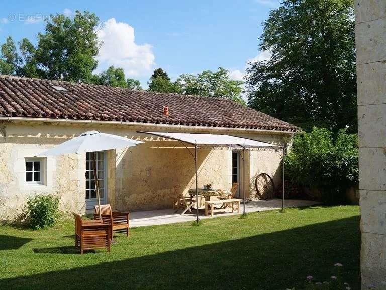 Domaine Gascon de Charme avec Chambres d'Hôtes et Gîtes au Cœur de 14 Hectares de Nature Préservée - photo 23