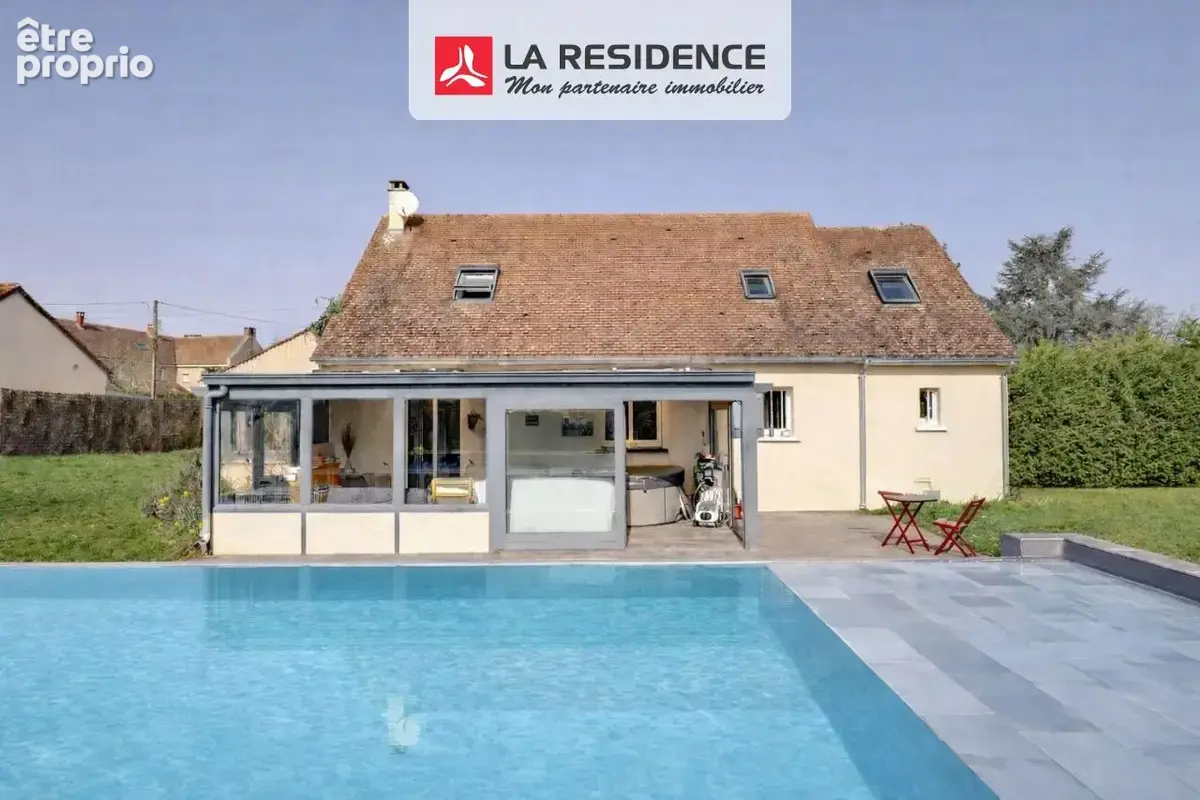 Photo Maison à Montfort-L'amaury au prix de 638 600€