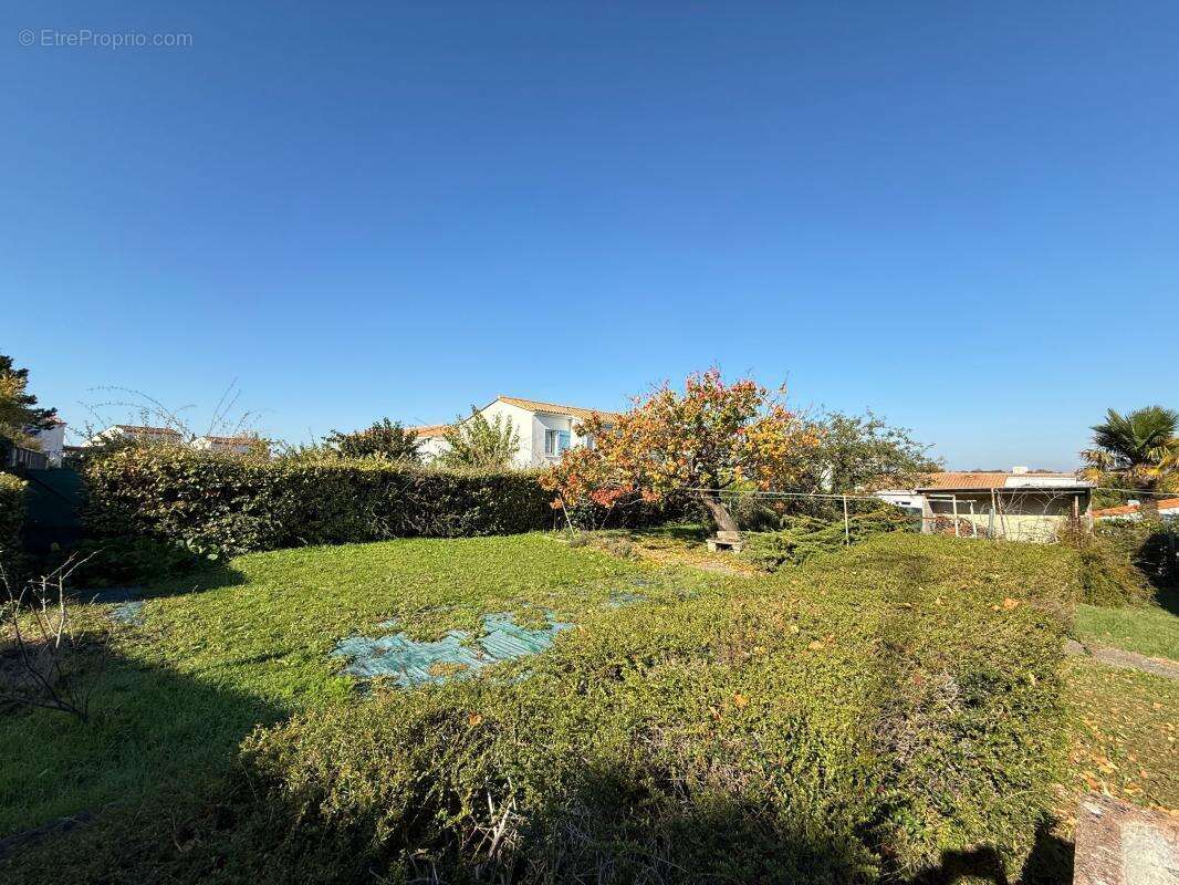 Maison à VAUX-SUR-MER