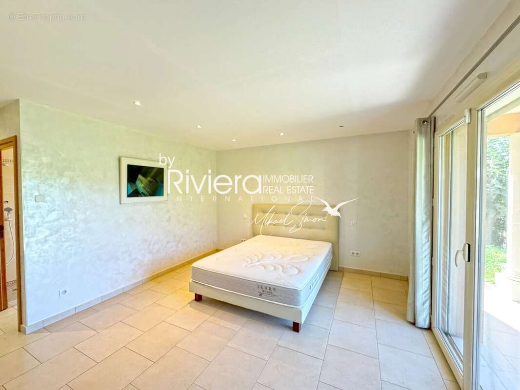 Propriété 300m2 - Piscine - Vue mer - photo 16