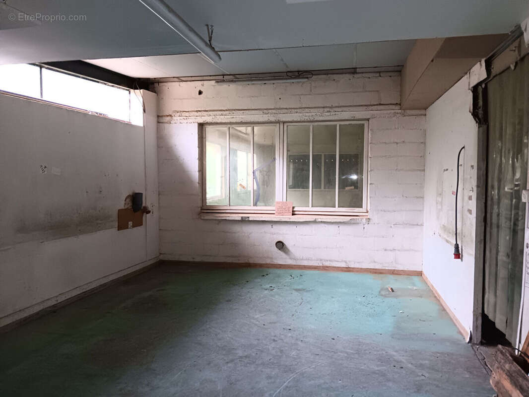 Commerce à LA CHARITE-SUR-LOIRE