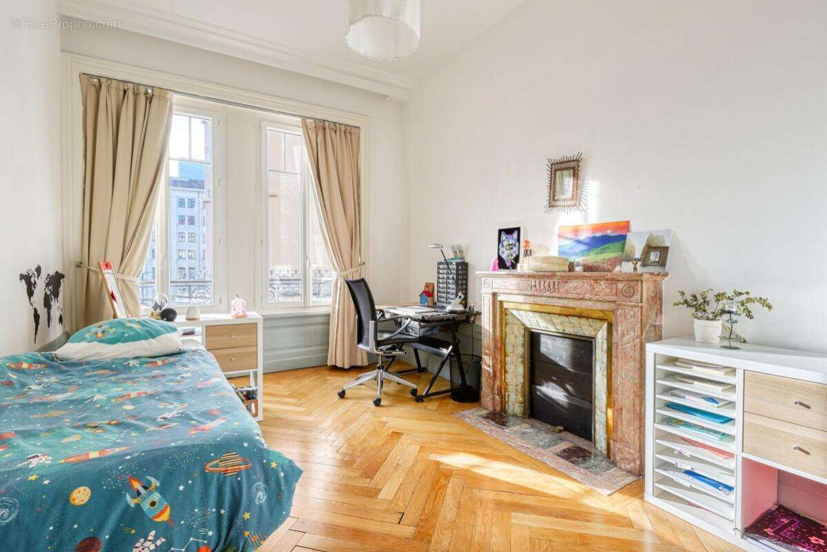 Appartement à LYON-6E