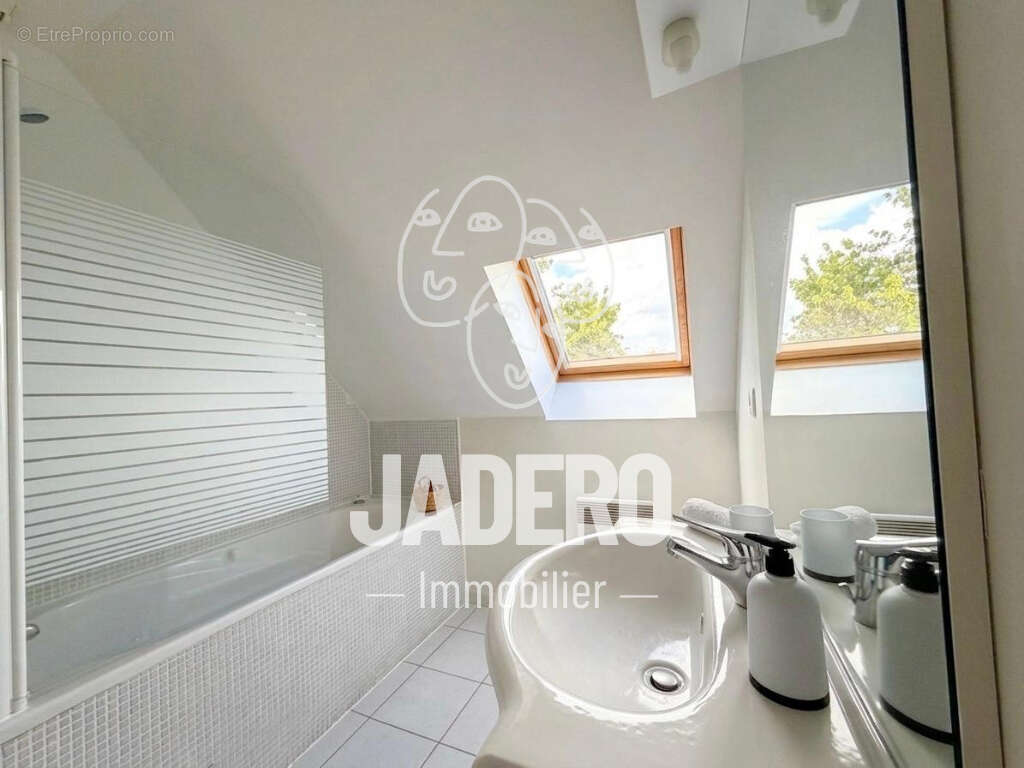 Appartement à FRANQUEVILLE-SAINT-PIERRE