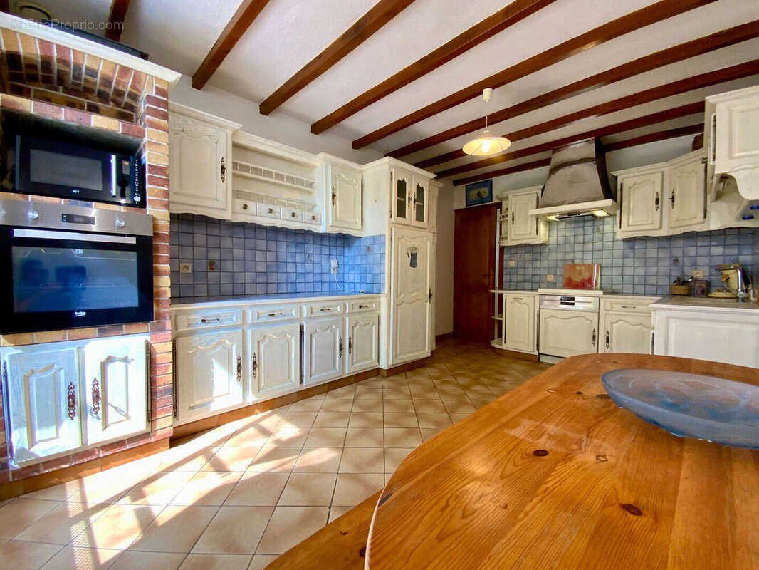 Maison à JARNAC-CHAMPAGNE