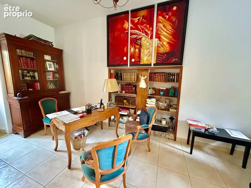 Maison 10 pièces 392 m² à vendre à Beausemblant (26240) - photo 5