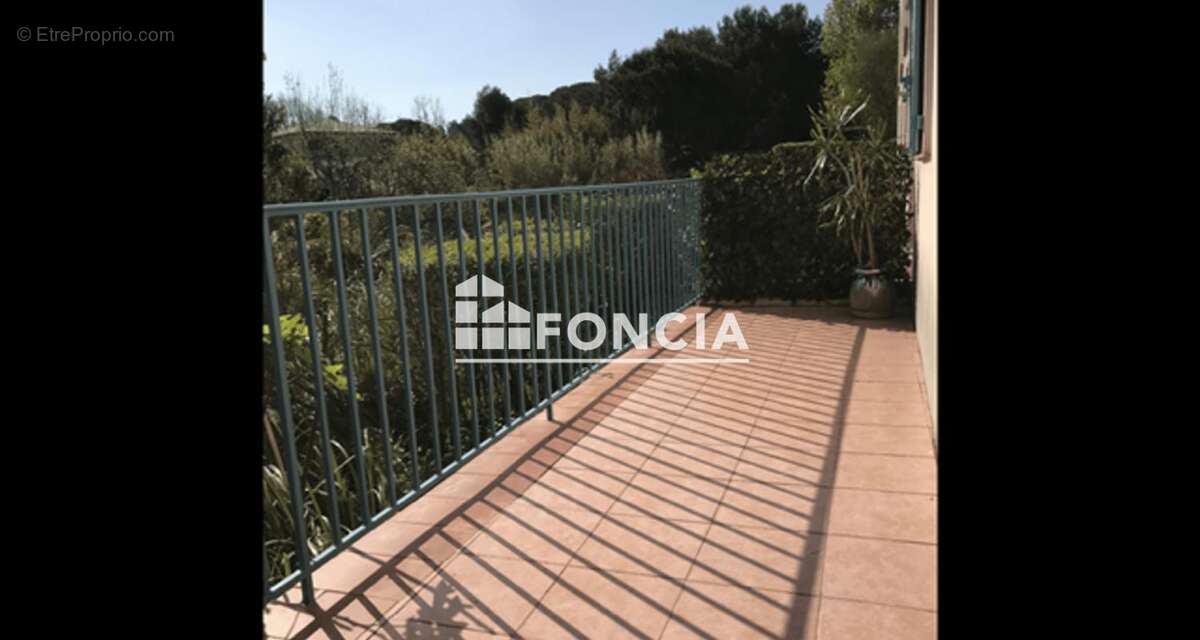 Appartement à SIX-FOURS-LES-PLAGES
