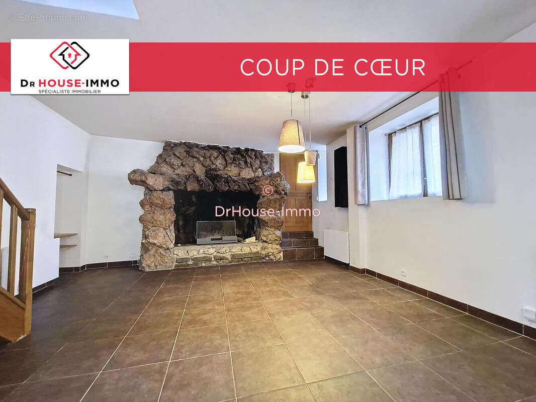 Maison à MORAINVILLIERS