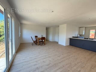 Maison de plain pied renovee - photo 3