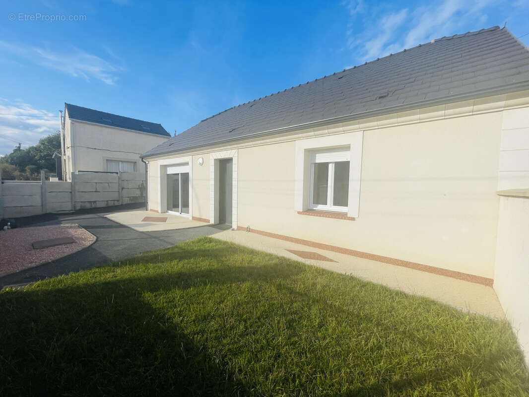 Maison à SAINT-QUENTIN