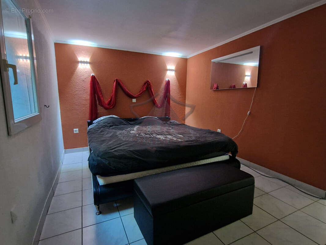 Maison à SAINT-AMBROIX