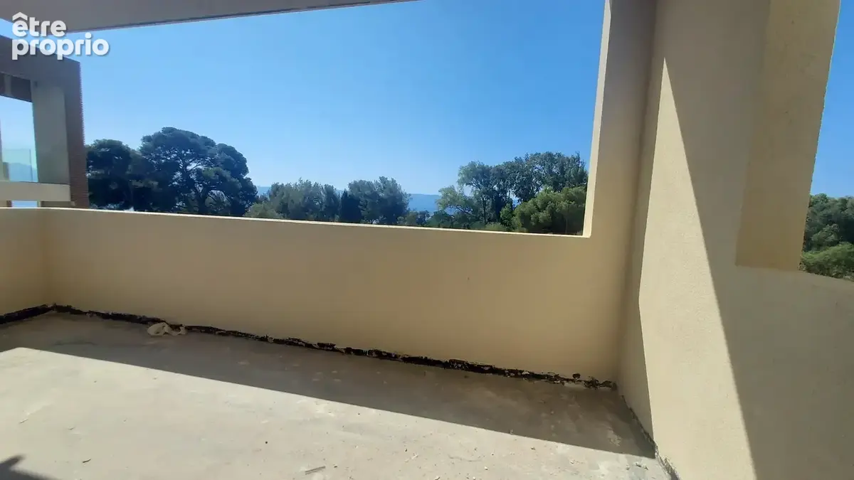 T3 récent de standing route des Sanguinaires 80m2 en bord de mer - photo 4